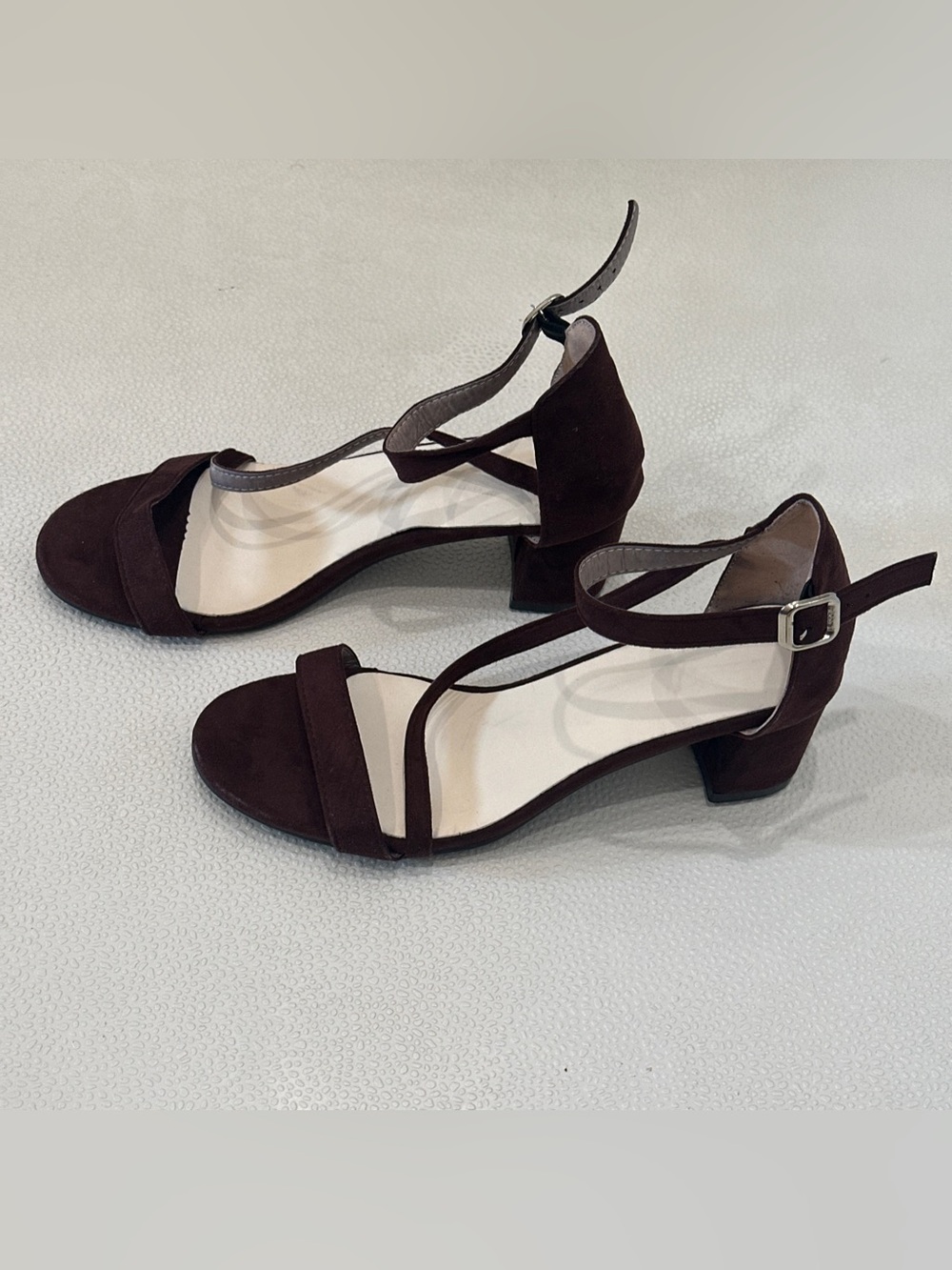 🔥 Suede Ankle-Strap Block Heel Sandals in Dark Brown Size 10